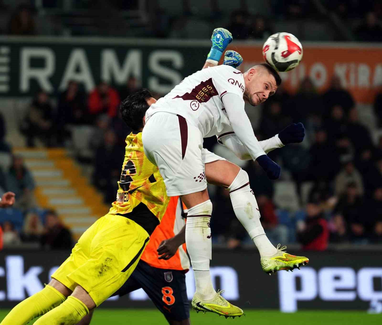 trendyol super lig rams basaksehir 3 trabzonspor 4 mac sonucu 5 O2J1Gj6h