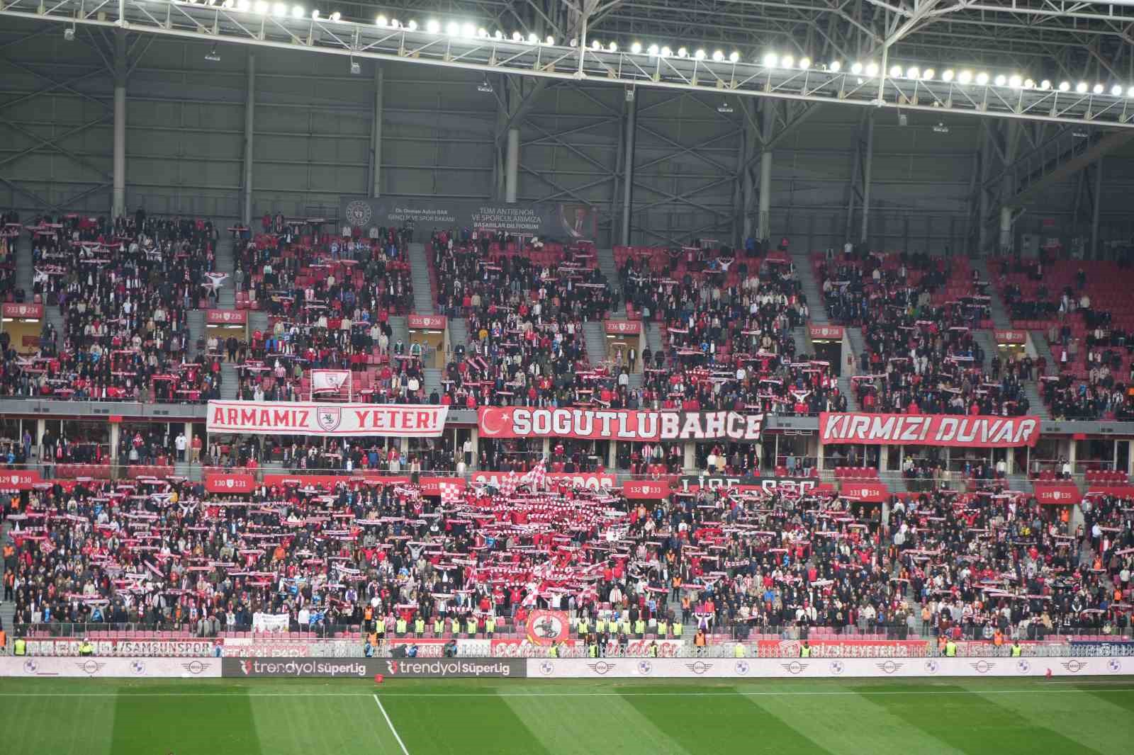 Trendyol Süper Lig: Samsunspor: 0 - Beşiktaş: 0 (Maç devam ediyor) 8 trendyol super lig samsunspor 0 besiktas 0 mac devam ediyor 4