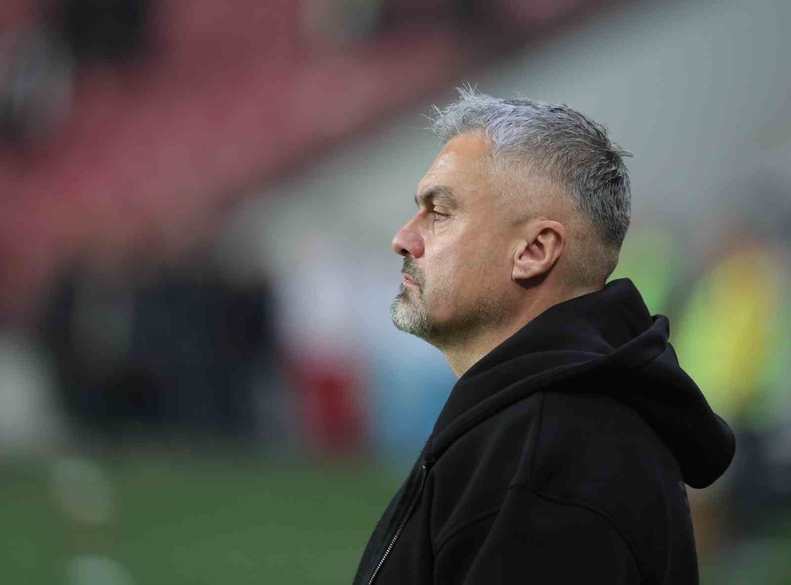 Trendyol Süper Lig: Samsunspor: 0 - Eyüpspor: 0 (İlk yarı) 8 trendyol super lig samsunspor 0 eyupspor 0 ilk yari 4 KIkL2u5T