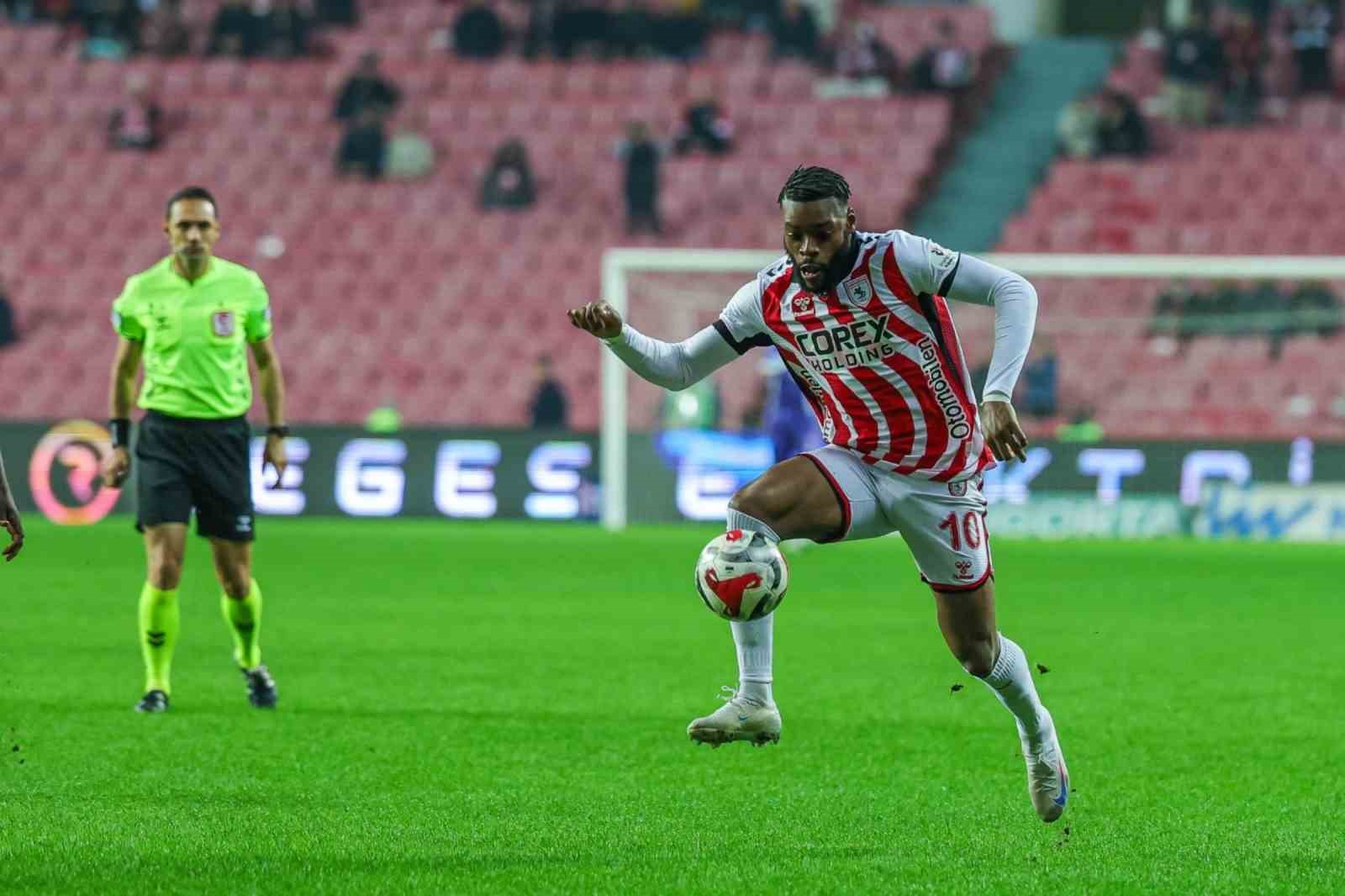 trendyol super lig samsunspor 0 rams basaksehir 0 ilk yari 1 H5mKXCnF
