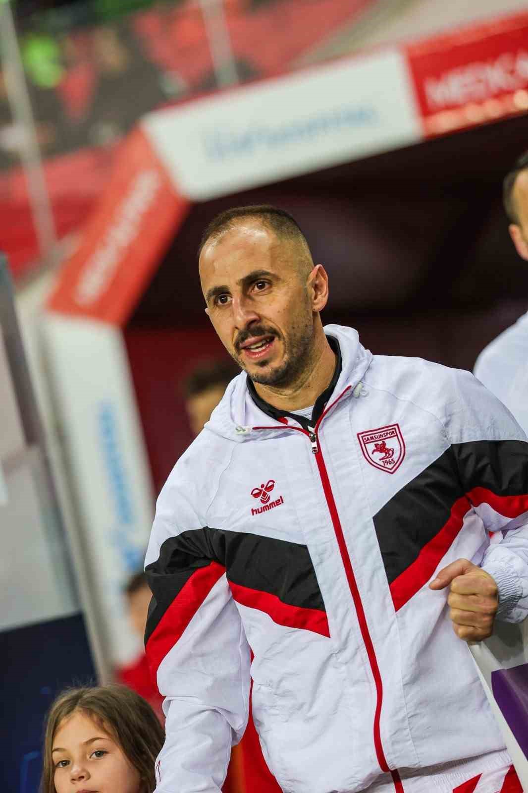 trendyol super lig samsunspor 0 rams basaksehir 0 ilk yari 10 JPp8ZDpB