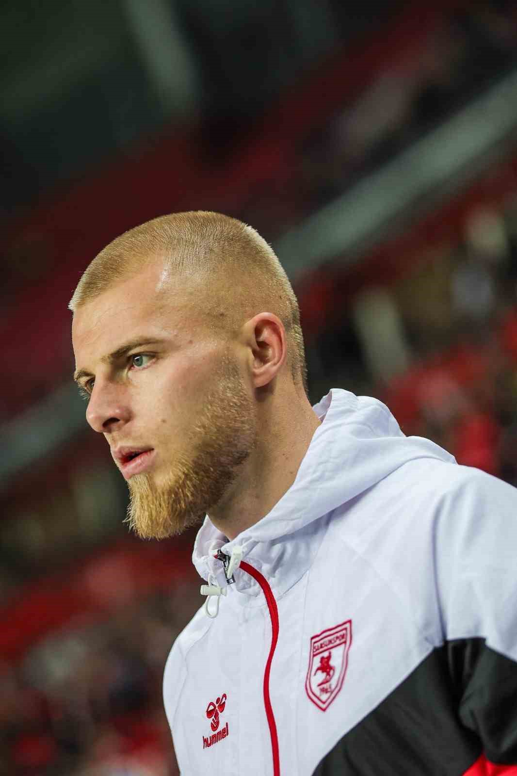 trendyol super lig samsunspor 0 rams basaksehir 0 ilk yari 12 3sJIYObU