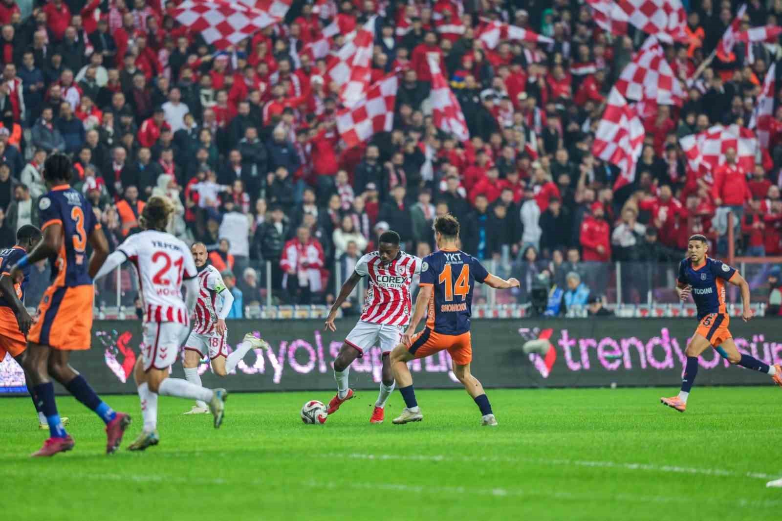 trendyol super lig samsunspor 0 rams basaksehir 0 ilk yari 6 nLeL5bEh