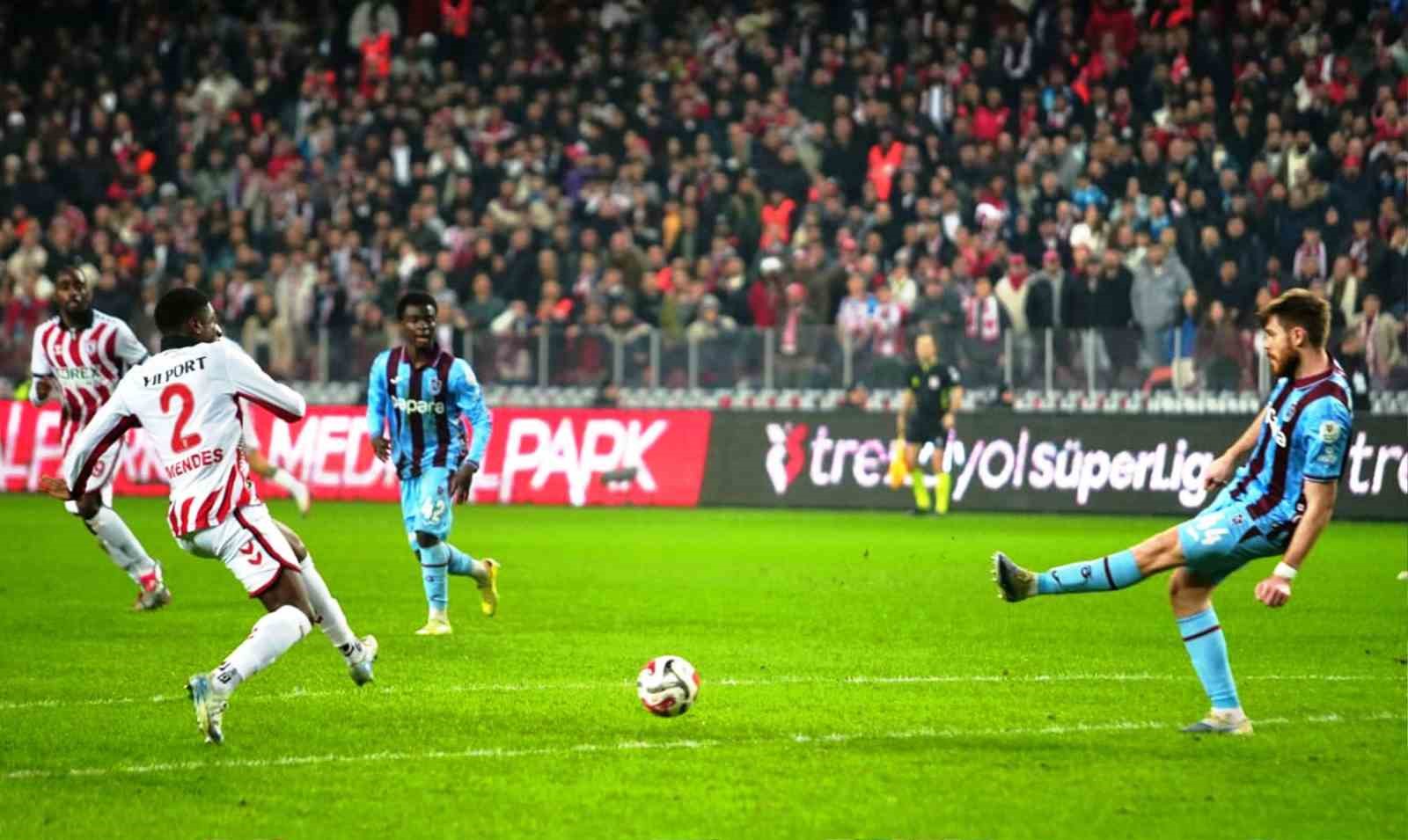 Trendyol Süper Lig: Samsunspor: 0 - Trabzonspor: 3 (Maç sonucu) 13 trendyol super lig samsunspor 0 trabzonspor 3 mac sonucu 9 8vYvjpc5