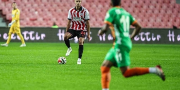 trendyol-super-lig-samsunspor-1-alanyaspor-0-ilk-yari-FN6gLhAL.jpg