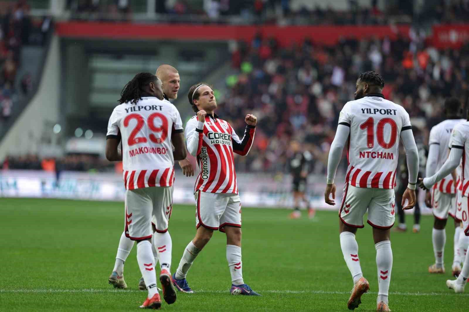 trendyol super lig samsunspor 2 besiktas 1 mac sonucu 10