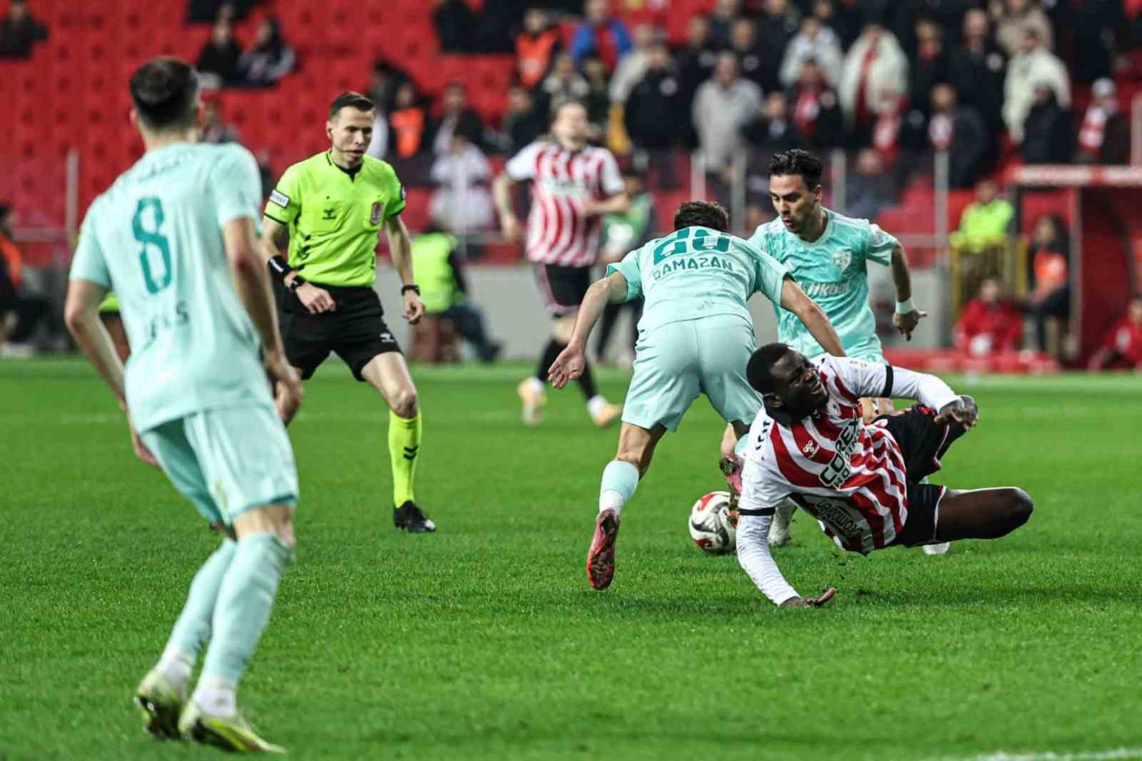 trendyol super lig samsunspor 2 kayserispor 1 mac sonucu 3 DnzRl5Zp