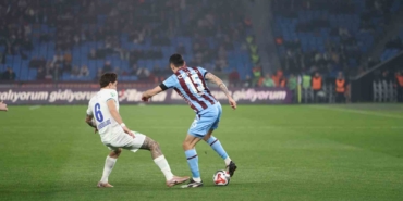 trendyol-super-lig-trabzonspor-0-caykur-rizespor-0-ilk-yari-67aDVBrf.jpg