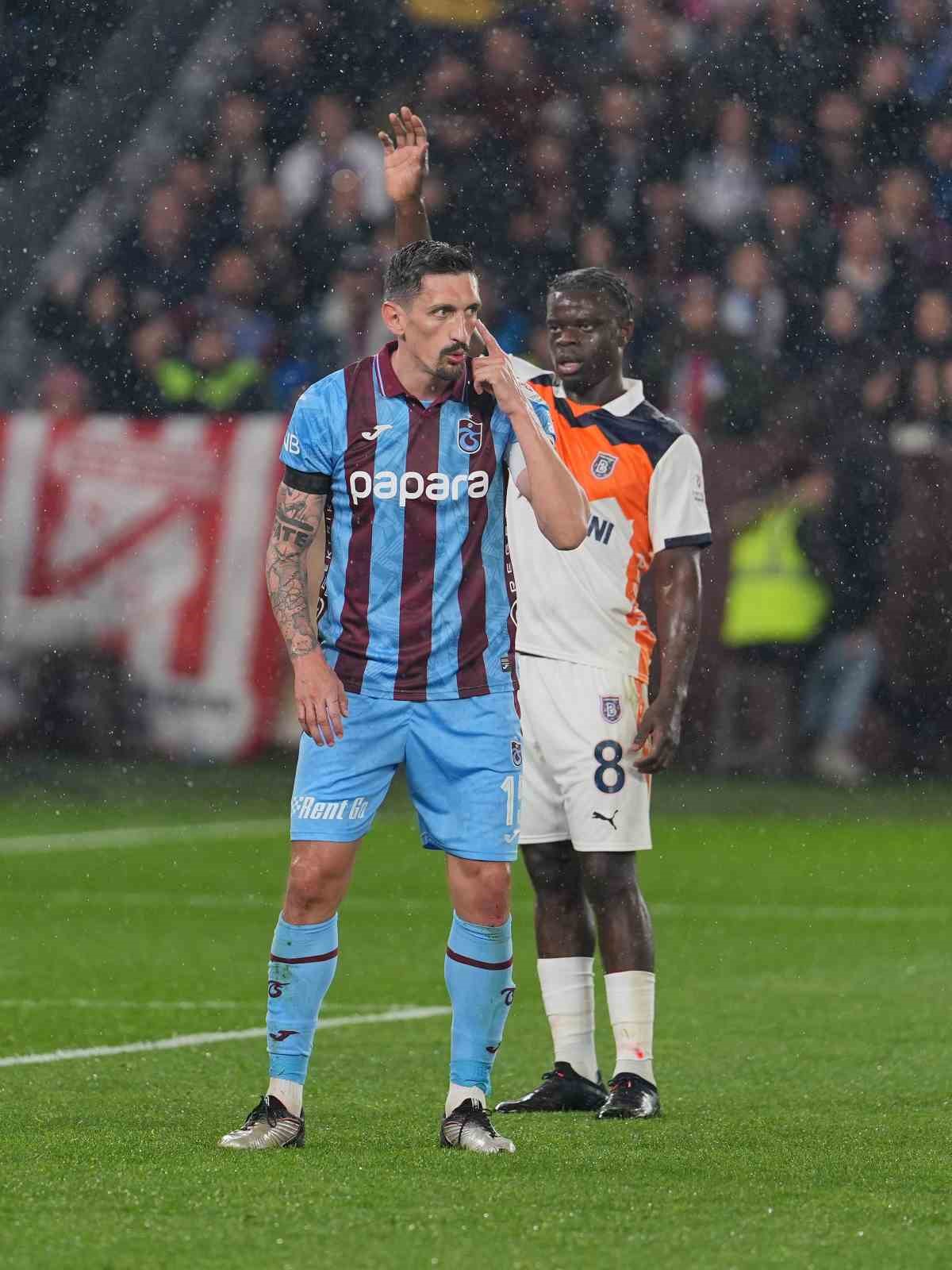 Trendyol Süper Lig: Trabzonspor: 0 - RAMS Başakşehir: 0 (İlk yarı) 16 trendyol super lig trabzonspor 0 rams basaksehir 0 ilk yari 12 ij2jEbap