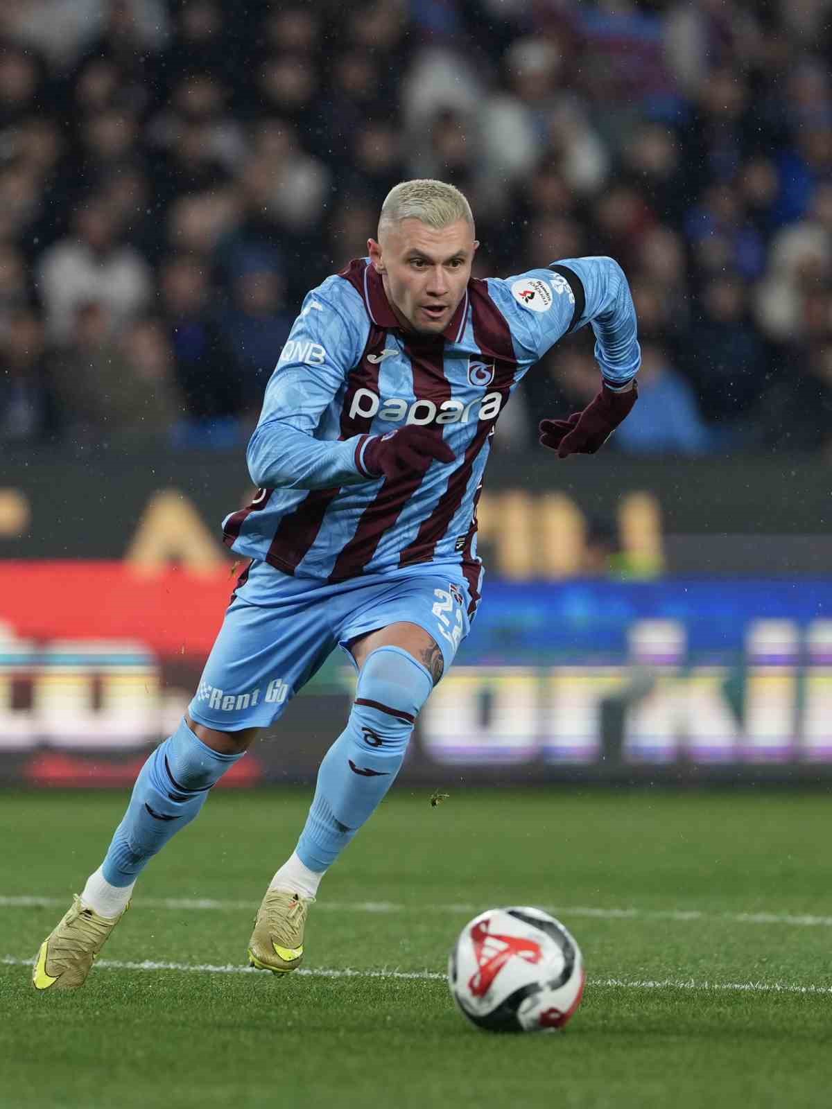Trendyol Süper Lig: Trabzonspor: 0 - RAMS Başakşehir: 0 (İlk yarı) 18 trendyol super lig trabzonspor 0 rams basaksehir 0 ilk yari 14 2Tat8EF3