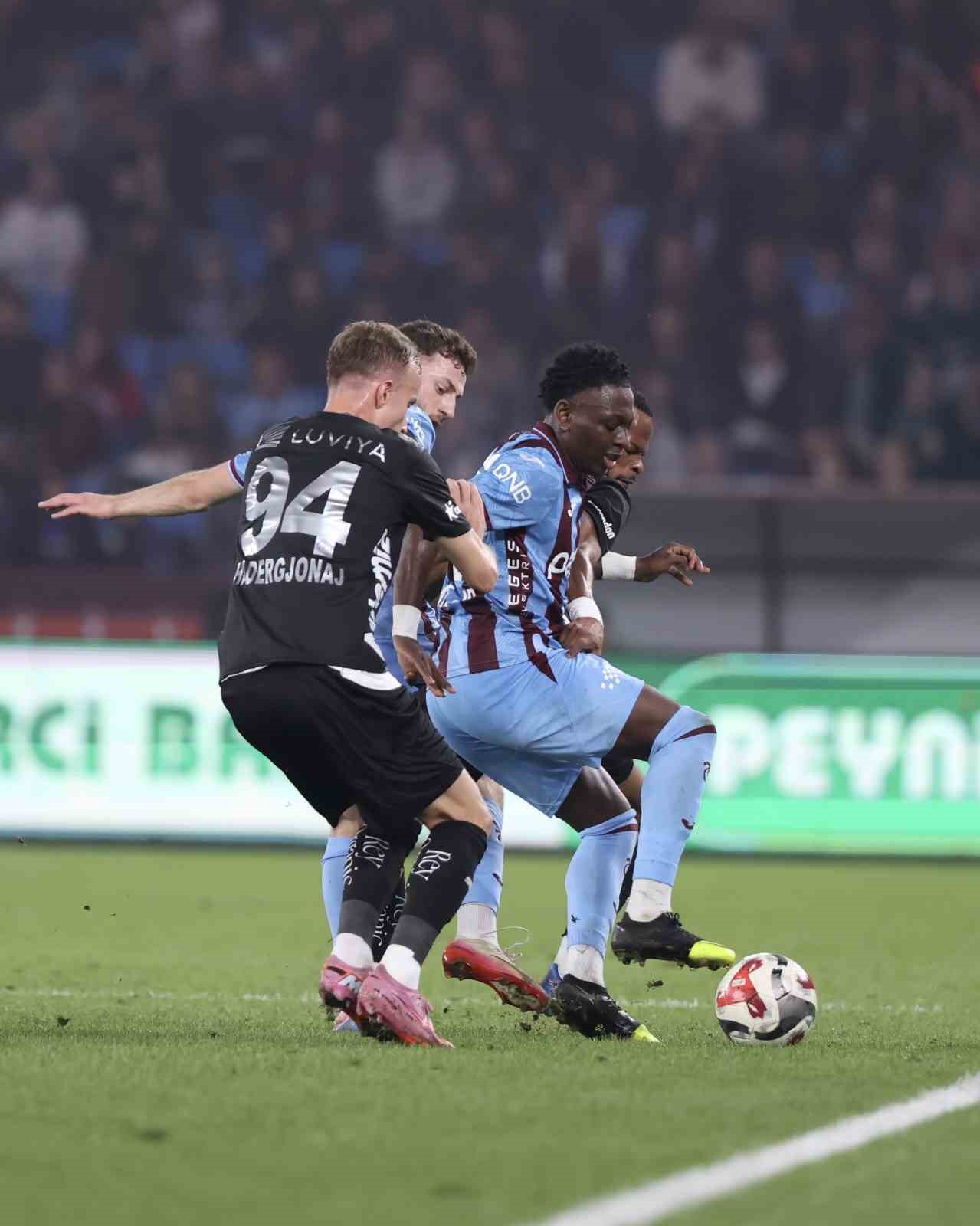 trendyol super lig trabzonspor 1 alanyaspor 0 ilk yari 9 HNBrwsXP
