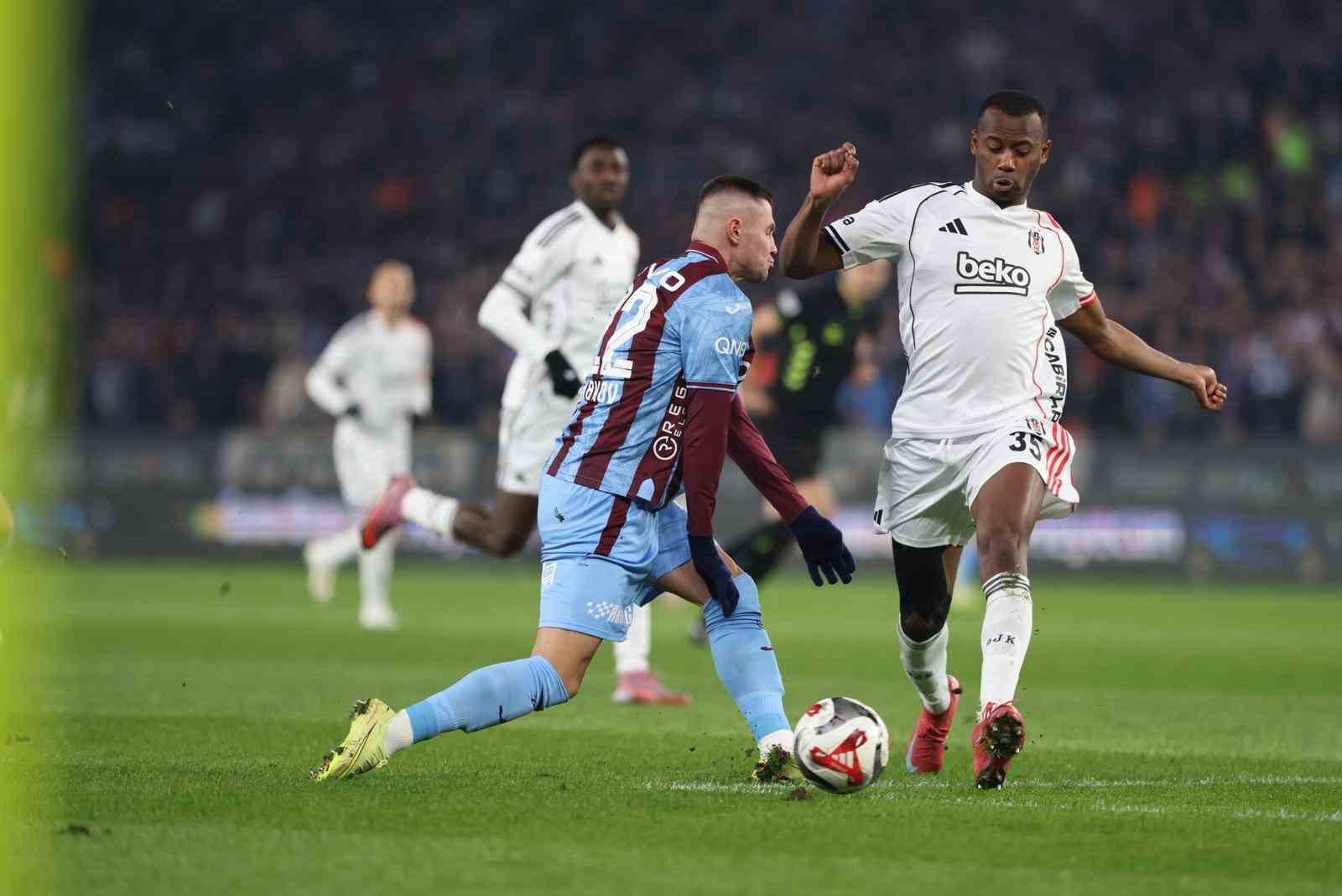 Trendyol Süper Lig: Trabzonspor: 1 - Beşiktaş: 3 (İlk yarı) 5 trendyol super lig trabzonspor 1 besiktas 3 ilk yari 1 yyW13F9a