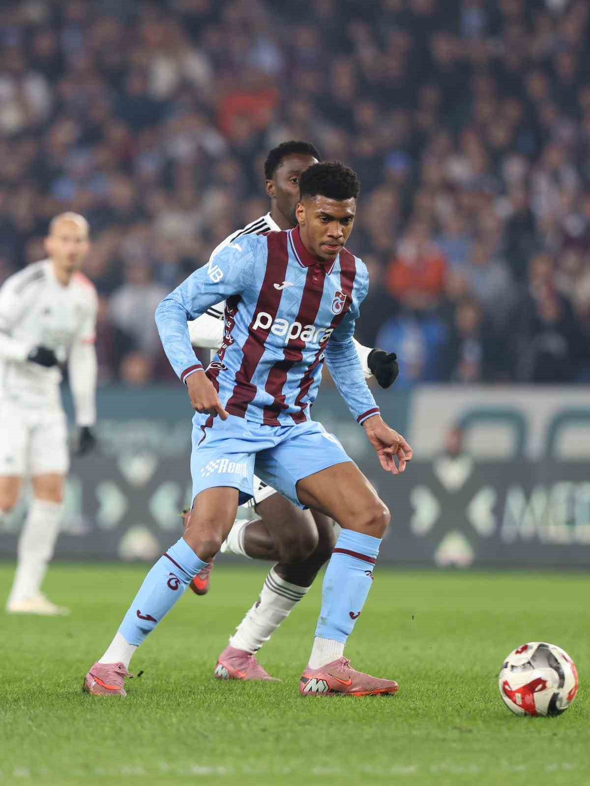 Trendyol Süper Lig: Trabzonspor: 1 - Beşiktaş: 3 (İlk yarı) 11 trendyol super lig trabzonspor 1 besiktas 3 ilk yari 7 l4SyIJY9