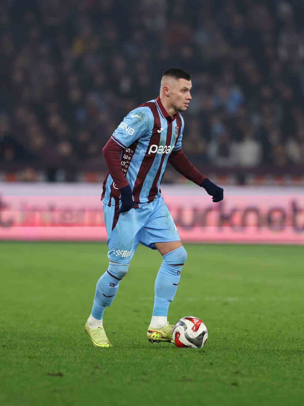 Trendyol Süper Lig: Trabzonspor: 1 - Beşiktaş: 3 (İlk yarı) 12 trendyol super lig trabzonspor 1 besiktas 3 ilk yari 8 q9bmCqaK