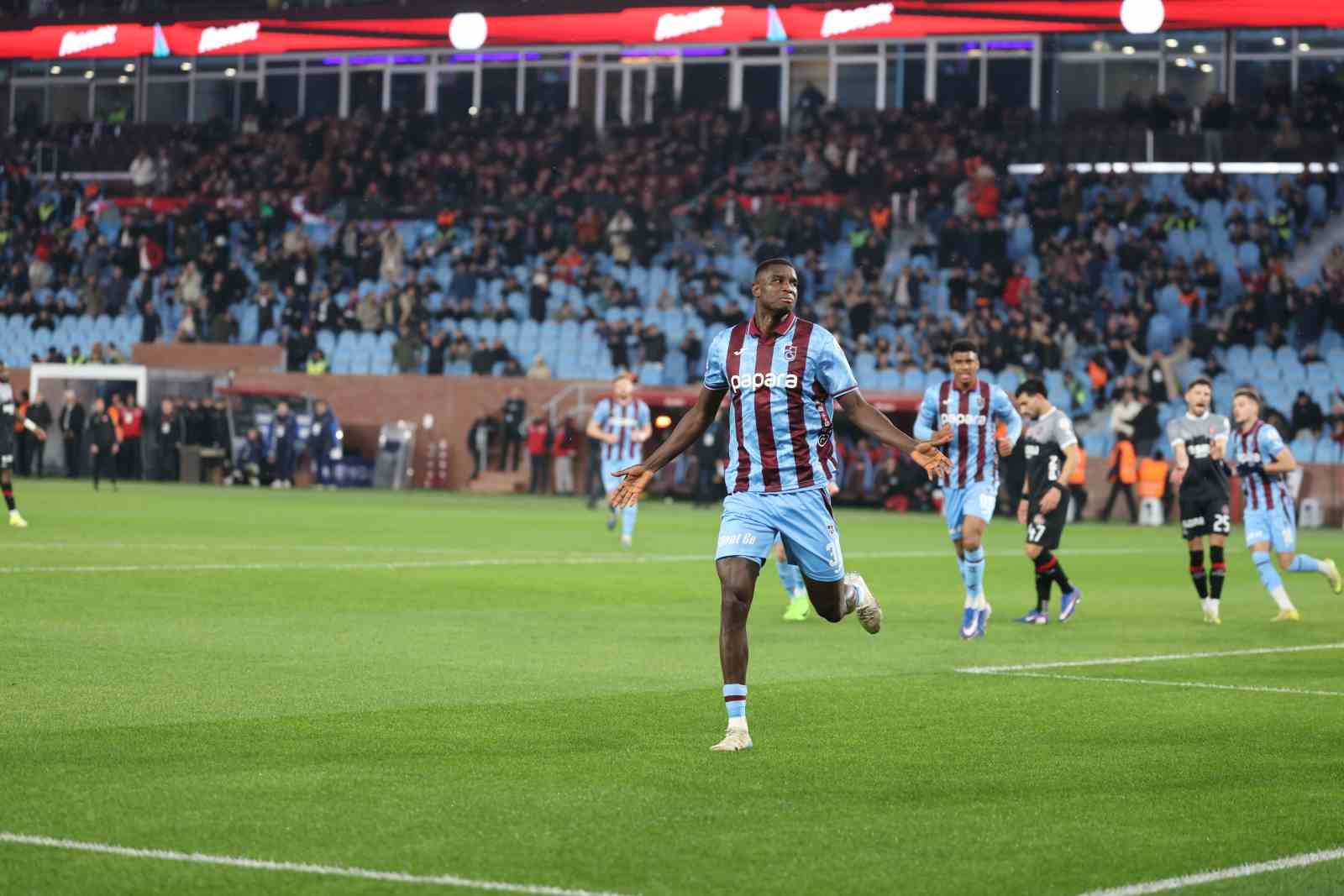 Trendyol Süper Lig: Trabzonspor: 1 - Fatih Karagümrük: 1 (İlk yarı) 5 trendyol super lig trabzonspor 1 fatih karagumruk 1 ilk yari 1