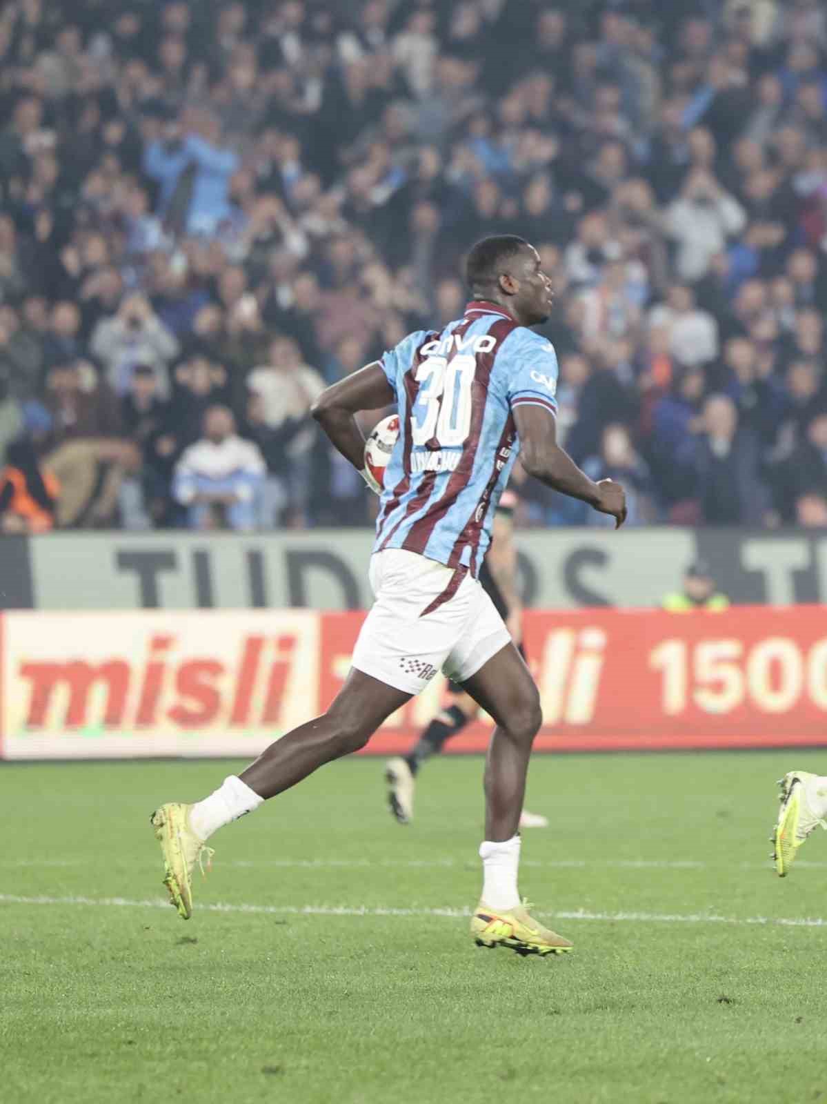 trendyol super lig trabzonspor 1 konyaspor 1 ilk yari 12 A1myaBfc
