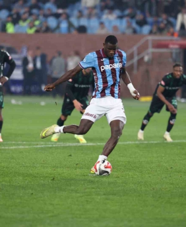 trendyol-super-lig-trabzonspor-1-konyaspor-1-ilk-yari-jke2NwQ8.jpg
