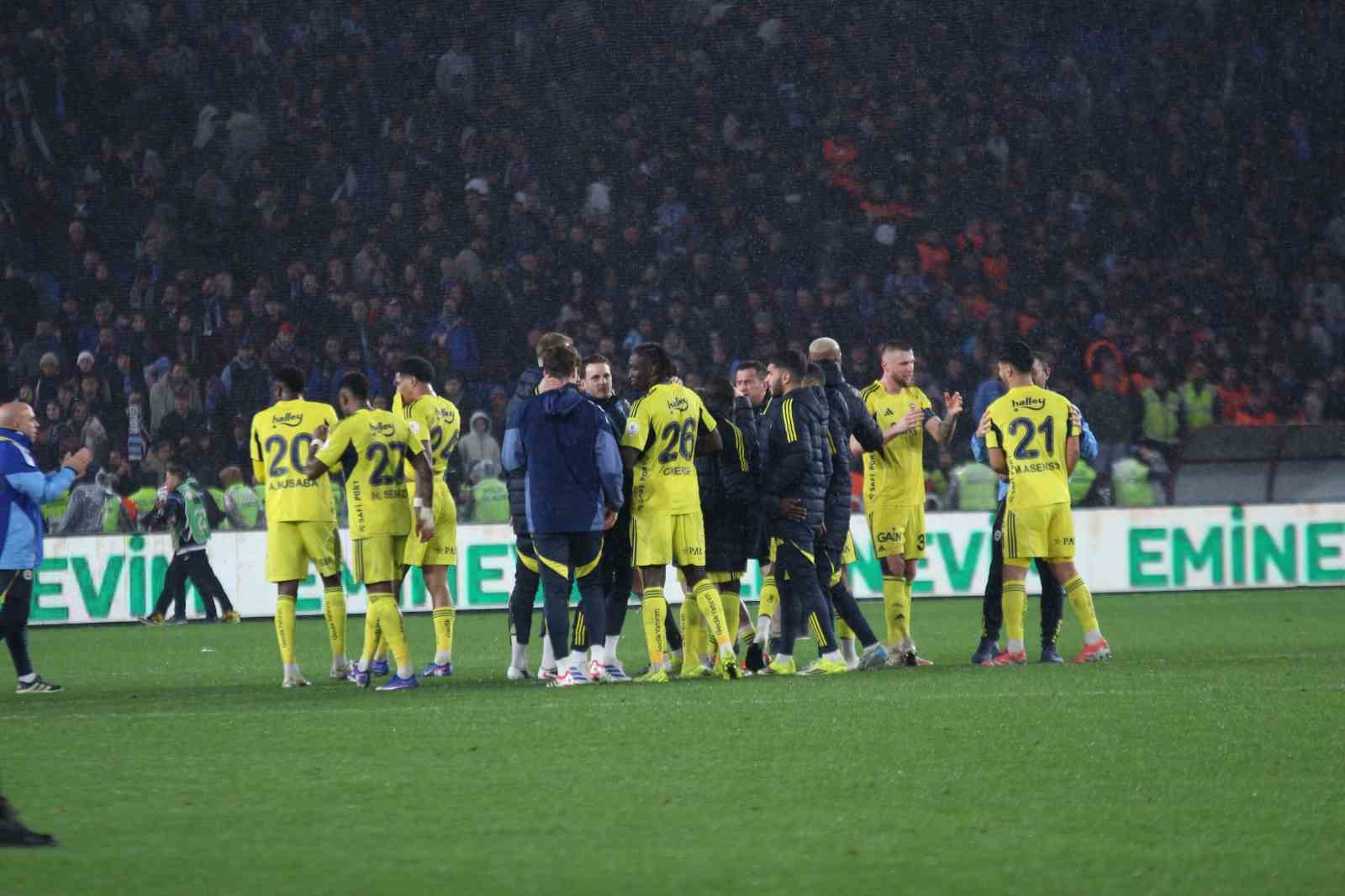 trendyol super lig trabzonspor 2 fenerbahce 3 mac sonucu 14 ygmaVIy4