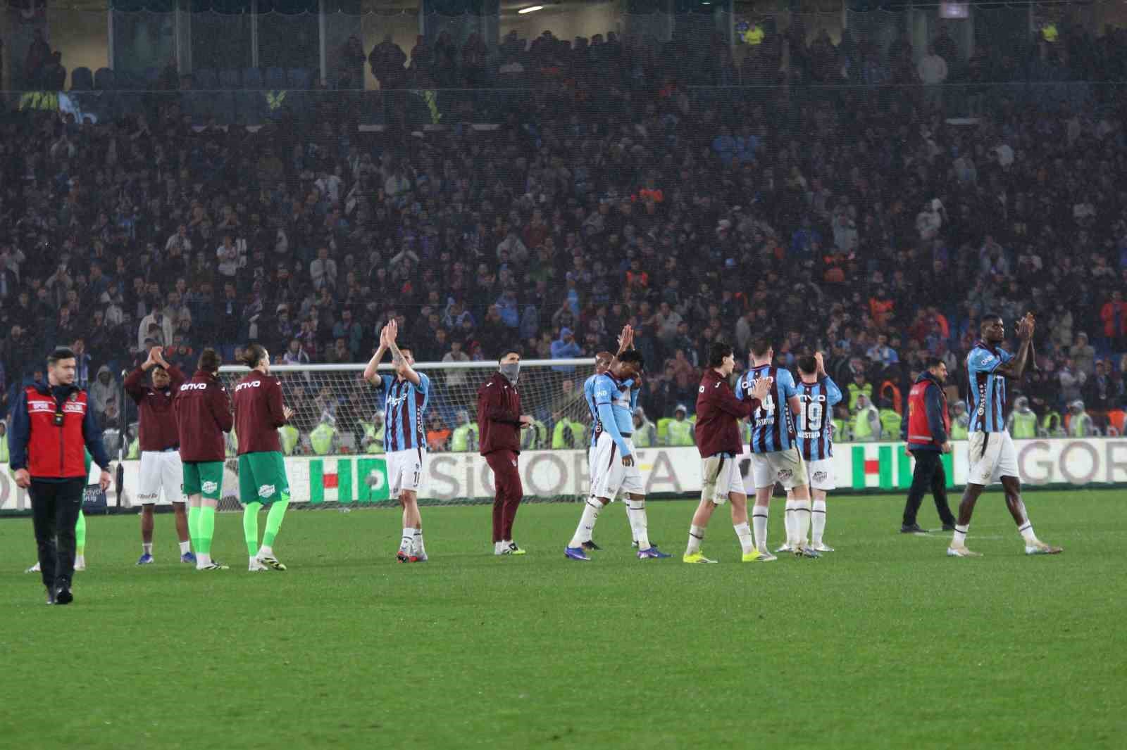 trendyol super lig trabzonspor 2 fenerbahce 3 mac sonucu 19 pkflMP6a