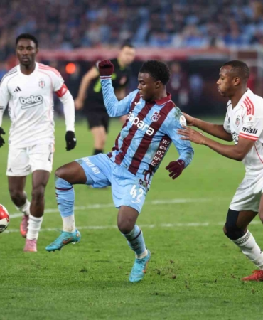 trendyol-super-lig-trabzonspor-3-besiktas-3-mac-sonucu-EdZmTV22.jpg