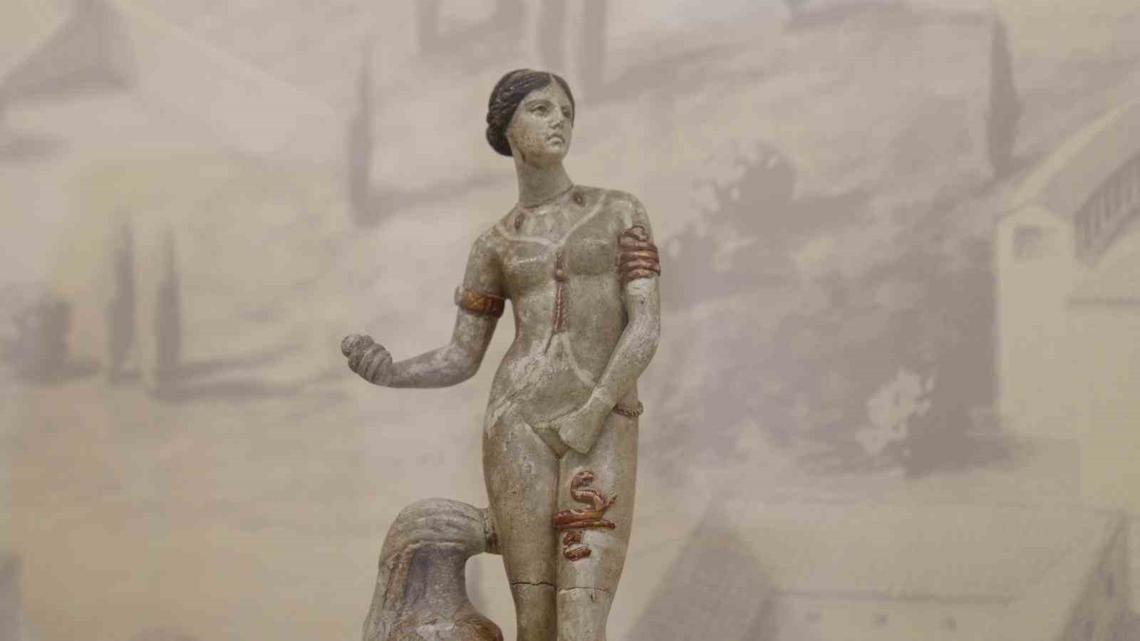 "Troya Sergisi" 221 eserle Roma’da 6 troya sergisi 221 eserle romada 2 PYRwHSrZ