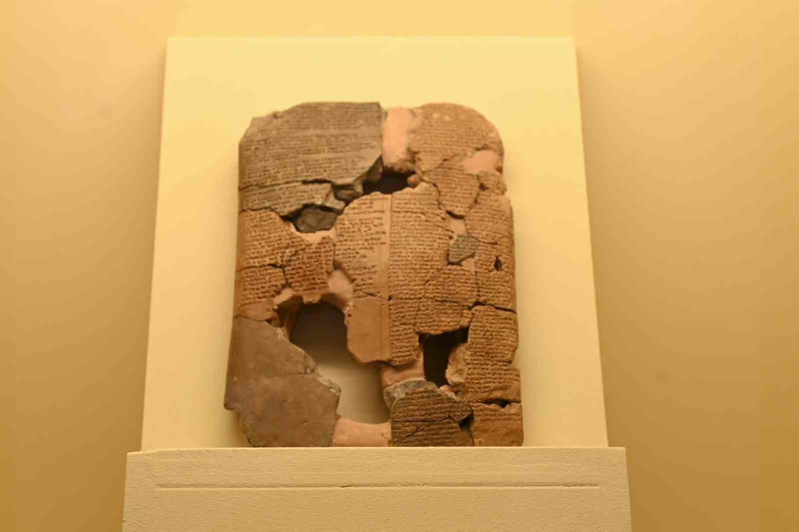 "Troya Sergisi" 221 eserle Roma’da 12 troya sergisi 221 eserle romada 8 sBR5C9iA