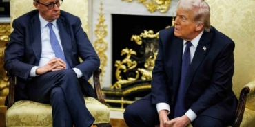 trump-almanya-basbakani-zamanini-bozuk-ulkesini-duzeltmeye-harcamali-qPtgOrJg.jpg