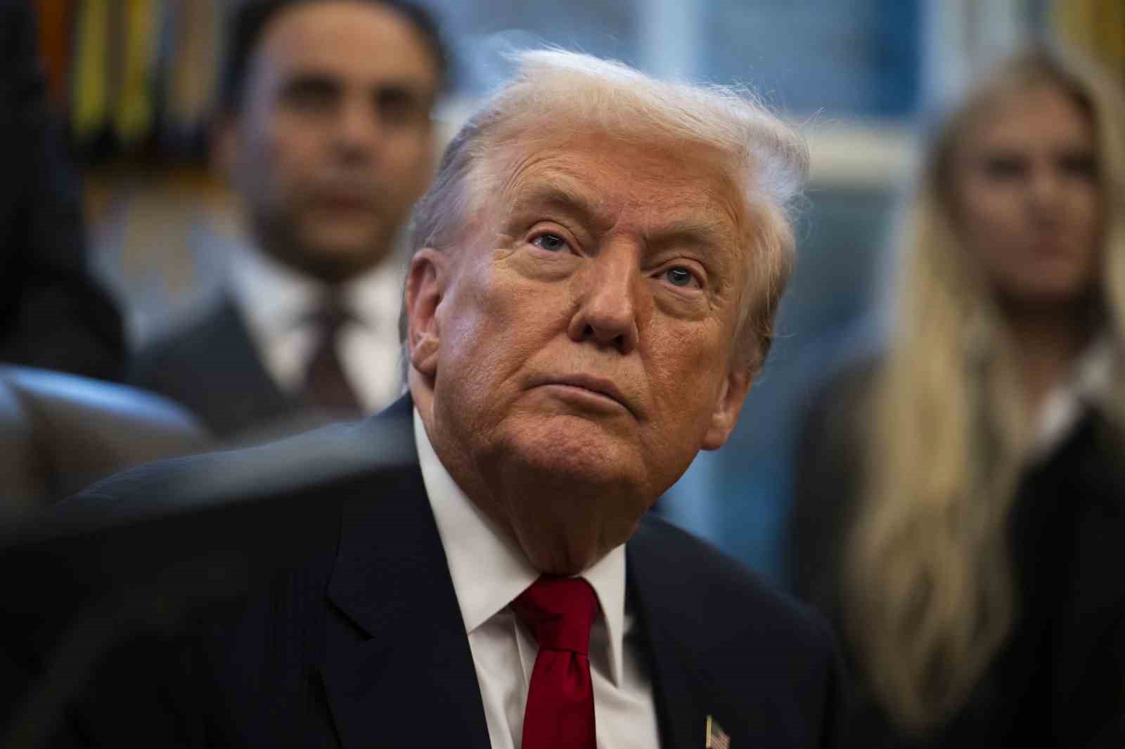 trump demokratlar epstein aldatmacasini tekrar gundeme getirmeye calisiyorlar 0 qf8XWvEA