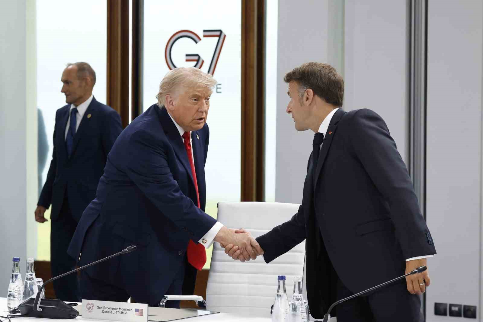 trump g7 zirvesinin son gununde toplantiya gec kaldi 2 7sCIMIOP