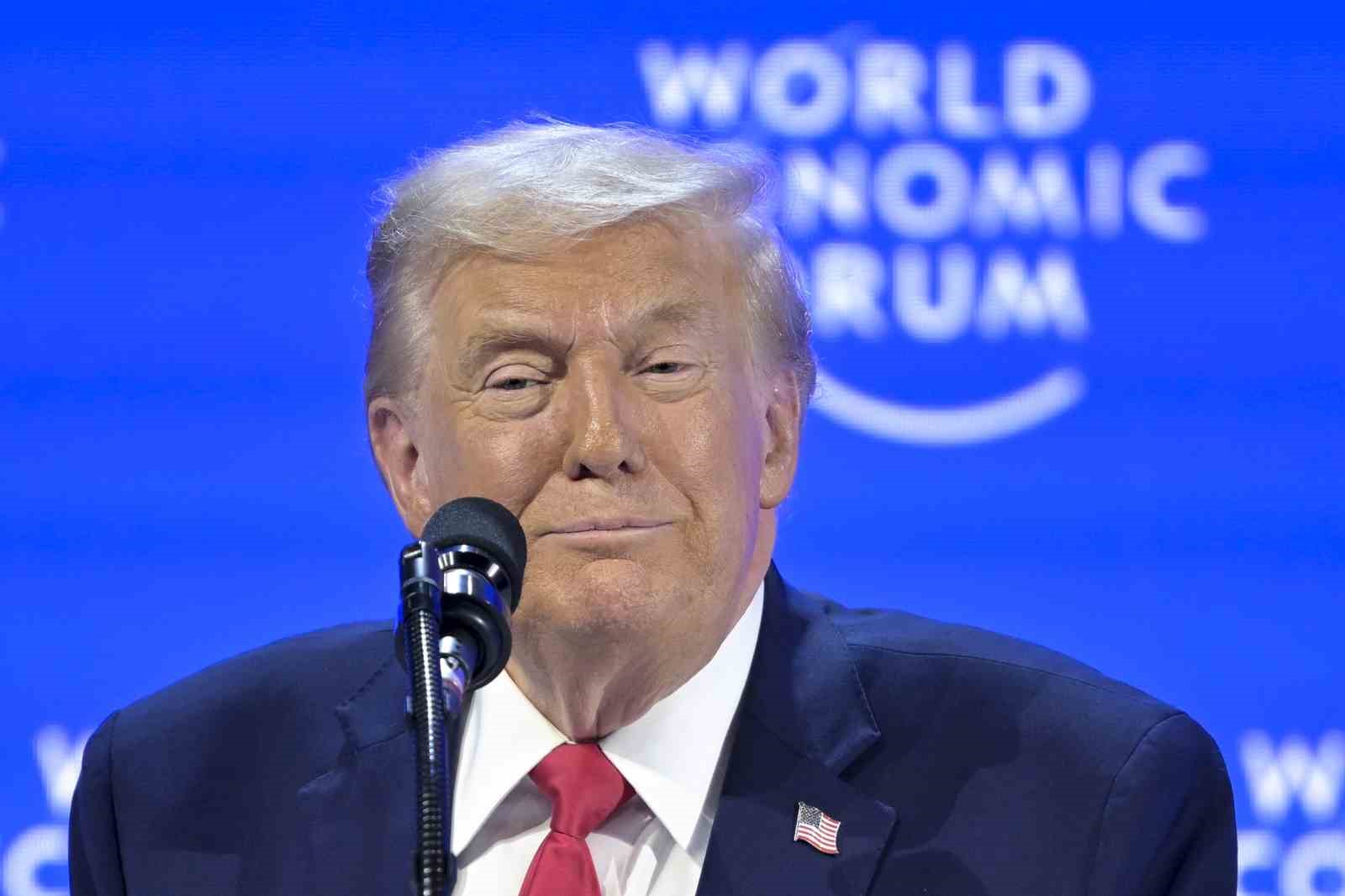 trump gronland bana kotu biri diyorlar ama tek istedigim bir parca buz 1