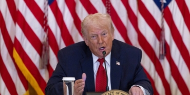 trump-hamaney-hasta-bir-adam-iranda-yeni-bir-liderlik-aramanin-zamani-geldi-lhGXi6VZ.jpg