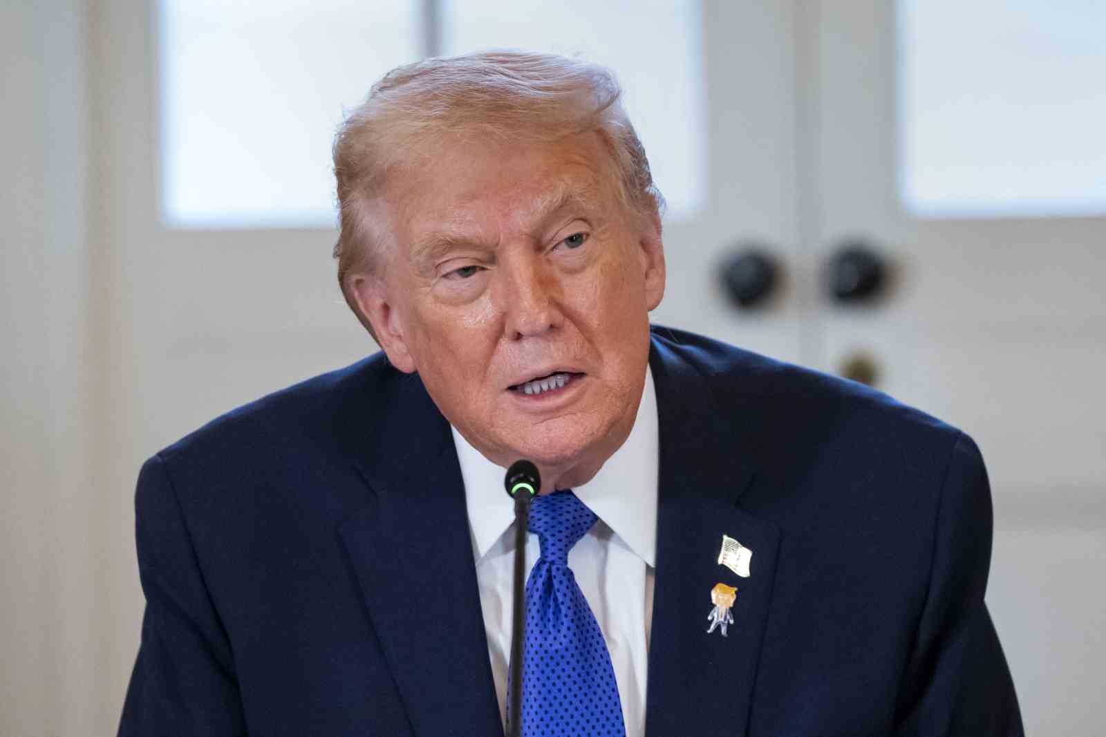 trump iranli vatanseverler protestolariniza devam edin yardim yolda 0 PsVusLg7