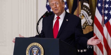 trump-putin-irana-biraz-yardim-ediyor-olabilir-AaV98tp9.jpg