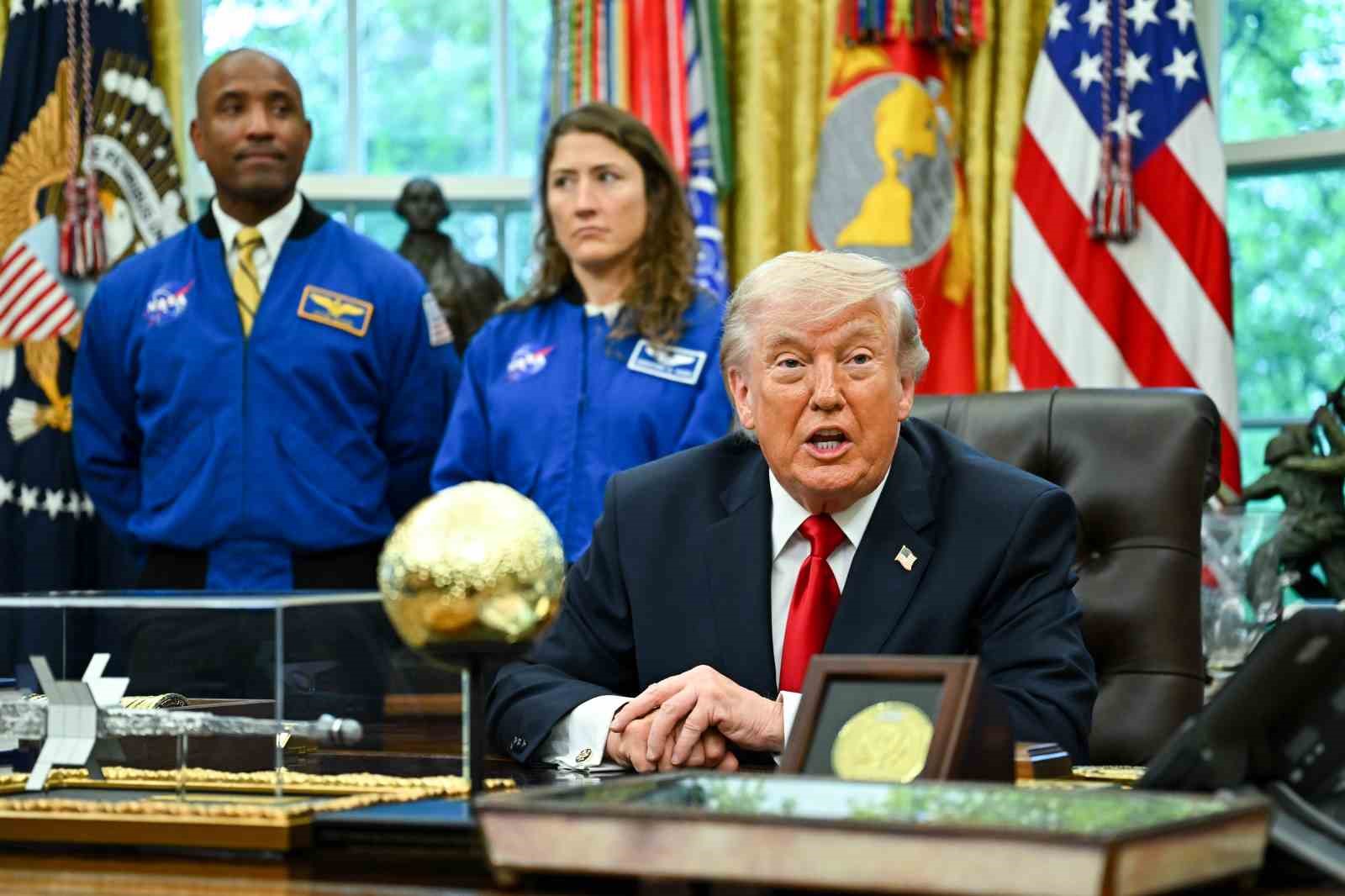 Trump: "Putin’e küçük bir ateşkes önerdim, bu yönde bir açıklama yapabilir" 4 trump putine kucuk bir ateskes onerdim bu yonde bir aciklama yapabilir 0