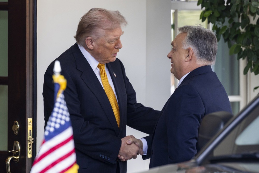 trump putinle gorusmek icin her zaman bir ihtimal var 1