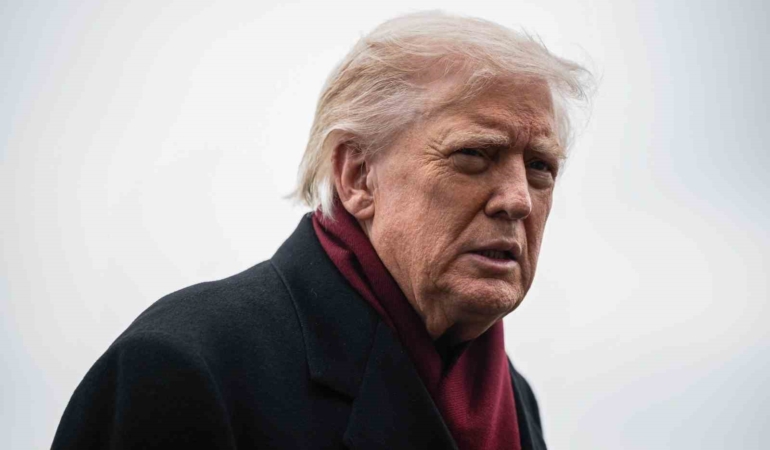 trump-venezuela-ve-cevresindeki-hava-sahasinin-tamamen-kapali-oldugunu-dikkate-alin-qIjNQEVC.jpg