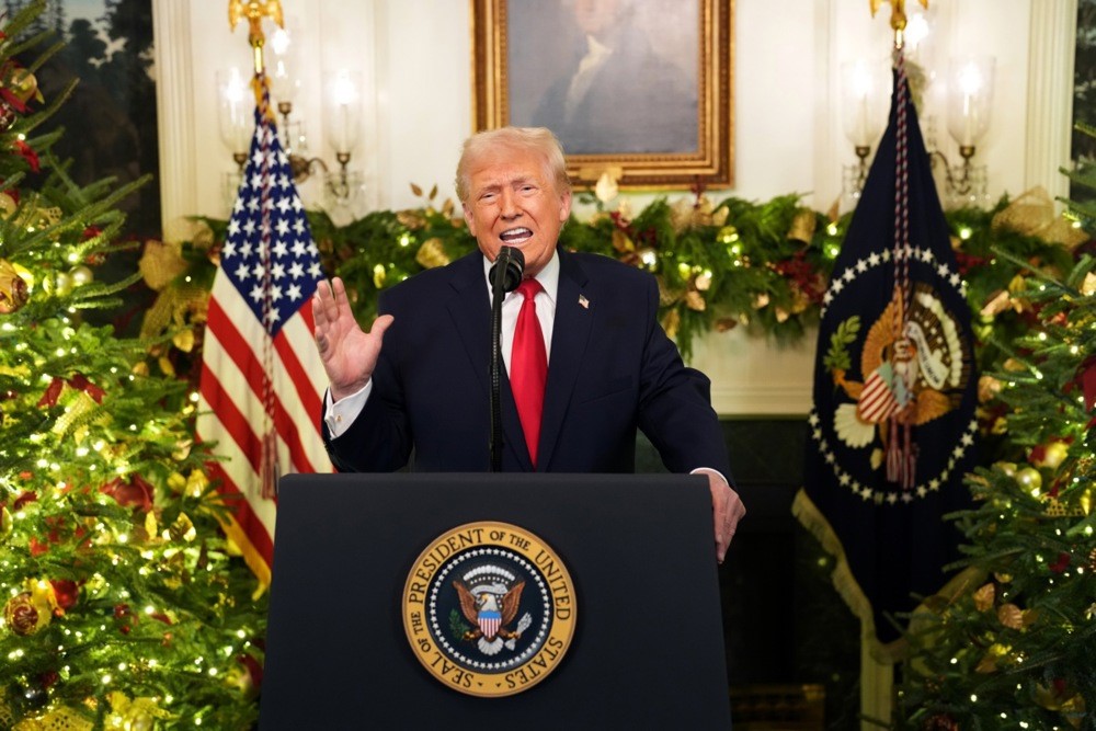 trumptan gumruk vergilerinden elde edilen gelirle abd askerine bin 776 dolar ikramiye 2