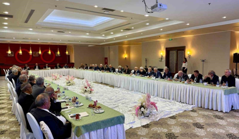 tsof-genel-baskani-mehmet-yiginerin-onculugunde-esnafin-nabzi-afyonda-tutuldu-Kq8QPTXh.jpg