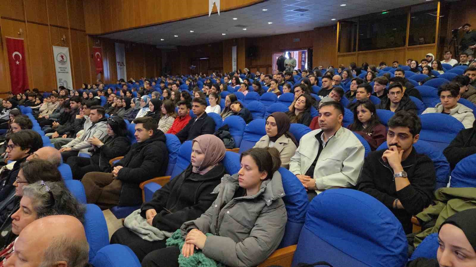 tua baskan yardimcisi dulkan uzay teknolojilerinde etkin rol ustlenen bir turkiyeyi gormek istiyoruz 4 Q9yUGCwz