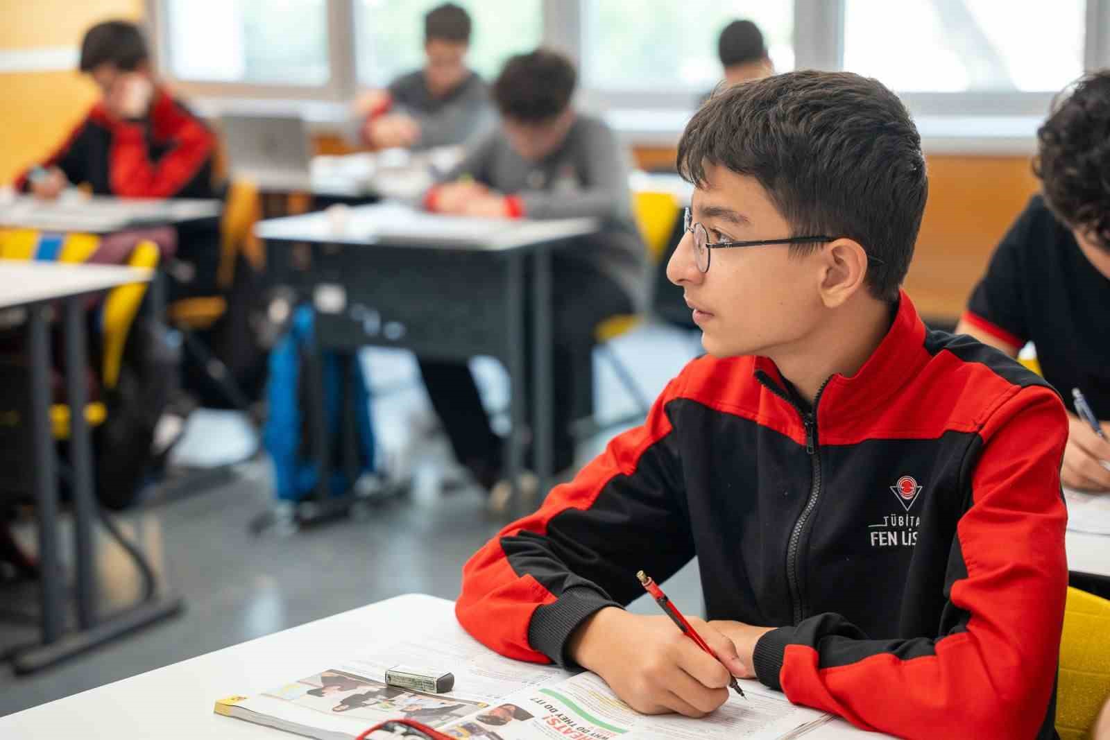tubitak fen lisesi gelecegin bilim insanlarini ariyor basvurular 15 temmuzda sona eriyor 7 BWM4p16K