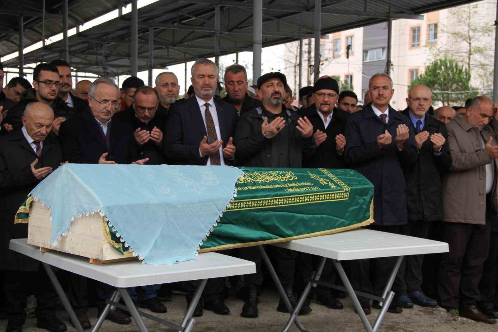 tugba ogretmene son gorev 2 9EMunFWw