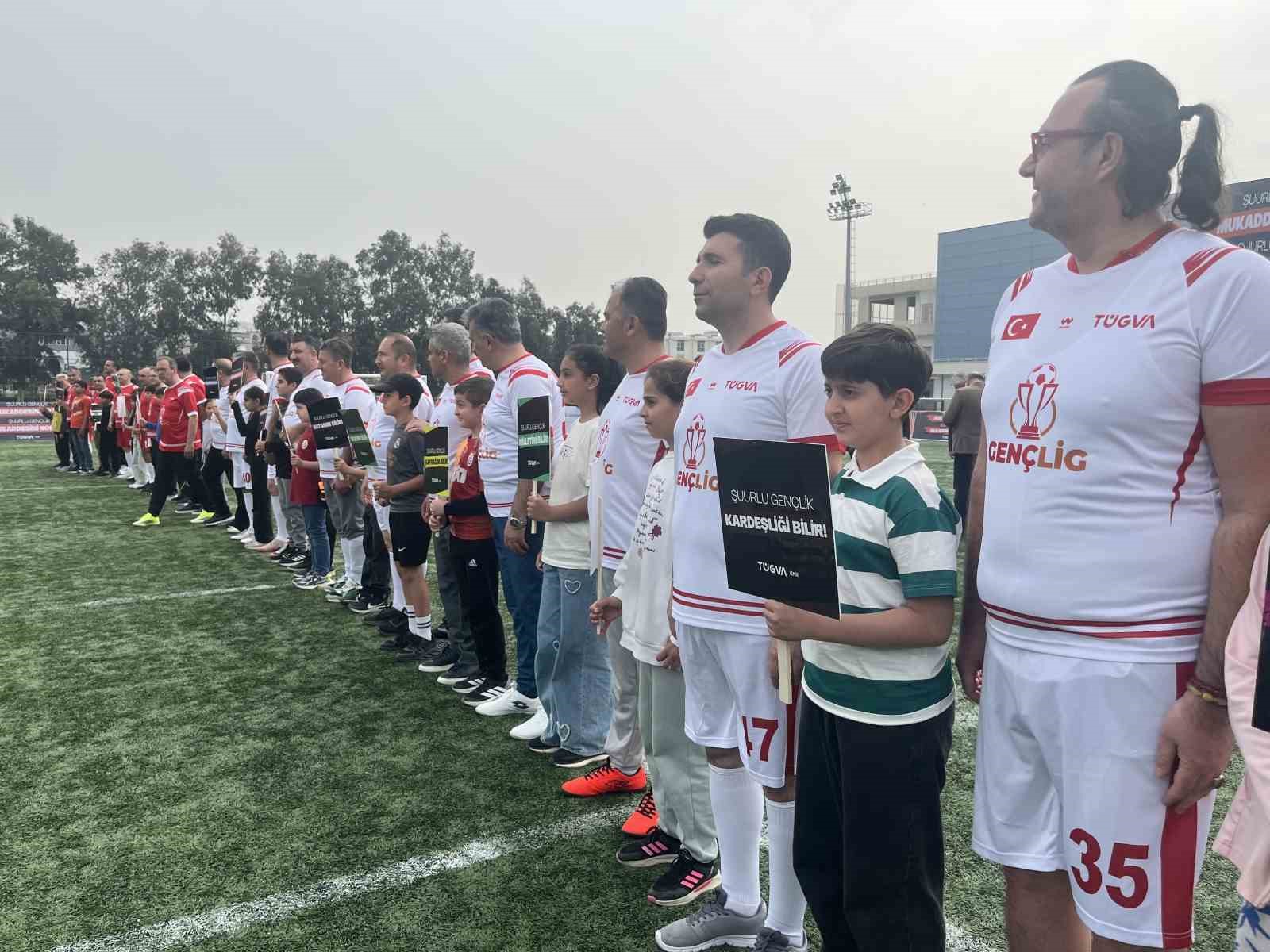 tugva izmir liseler arasi genclig futbol turnuvasi heyecani basladi 5 19ytlkcg