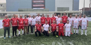tugva-izmir-liseler-arasi-genclig-futbol-turnuvasi-heyecani-basladi-ygV1PJ4F.jpg