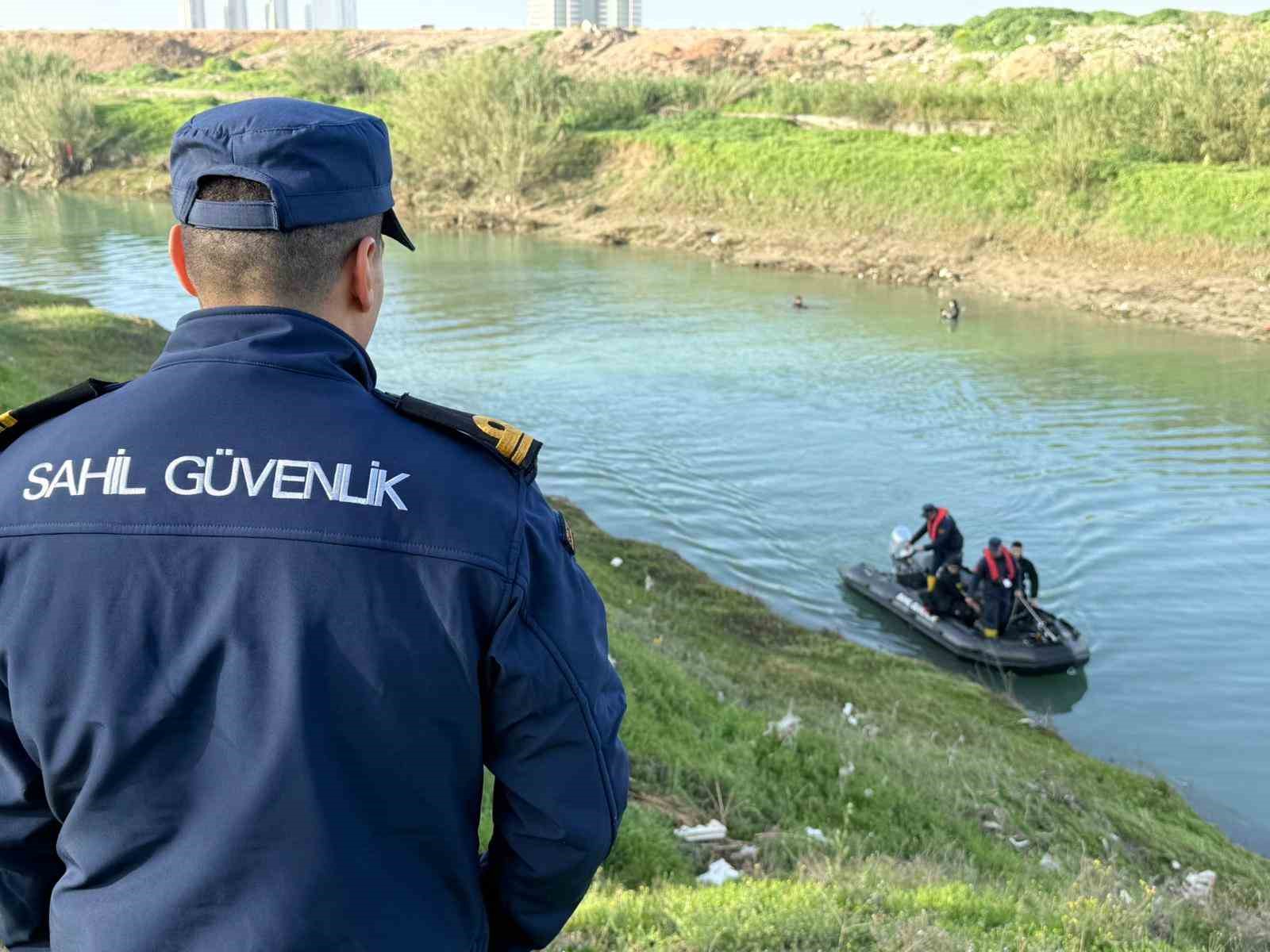 tum ekipler seferber oldu suda kaybolan cocugu arama calismasi suruyor 1 L3v3Siez