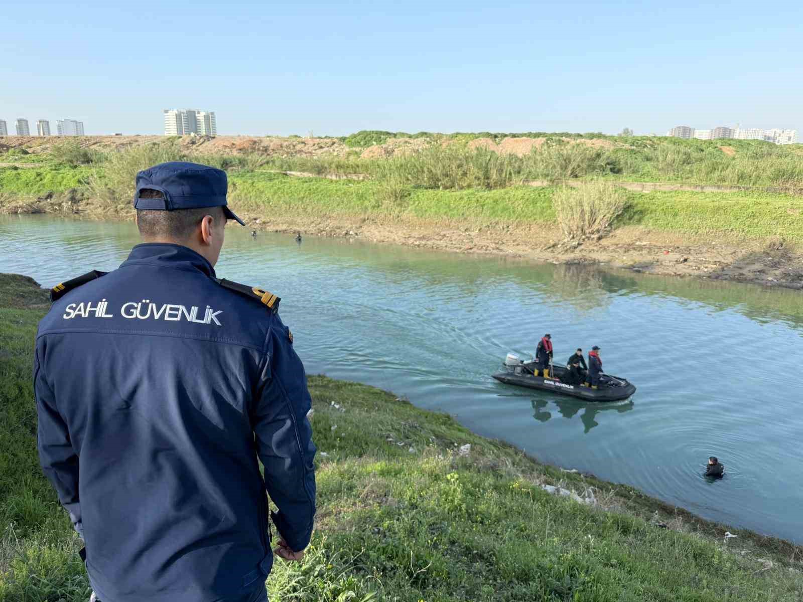 tum ekipler seferber oldu suda kaybolan cocugu arama calismasi suruyor 2 KAmWSZXP