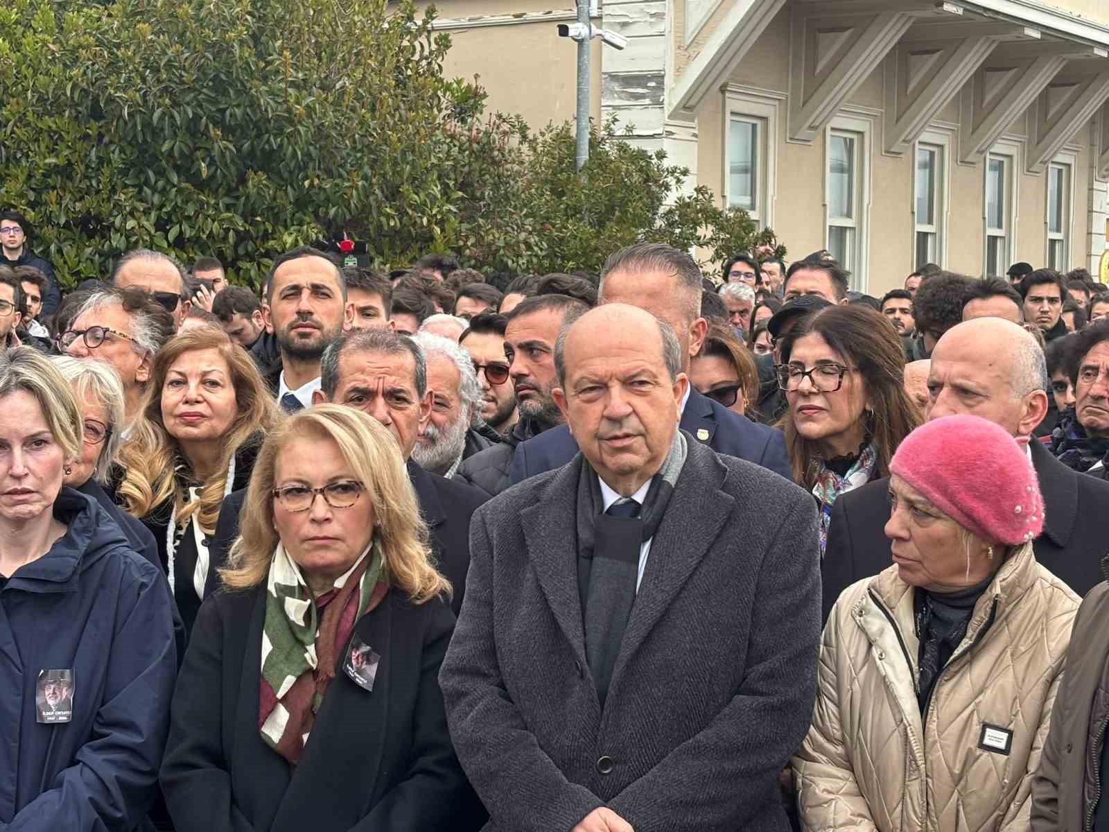 tuna ortaylidan babasi ilber ortayliya huzun dolu veda 0