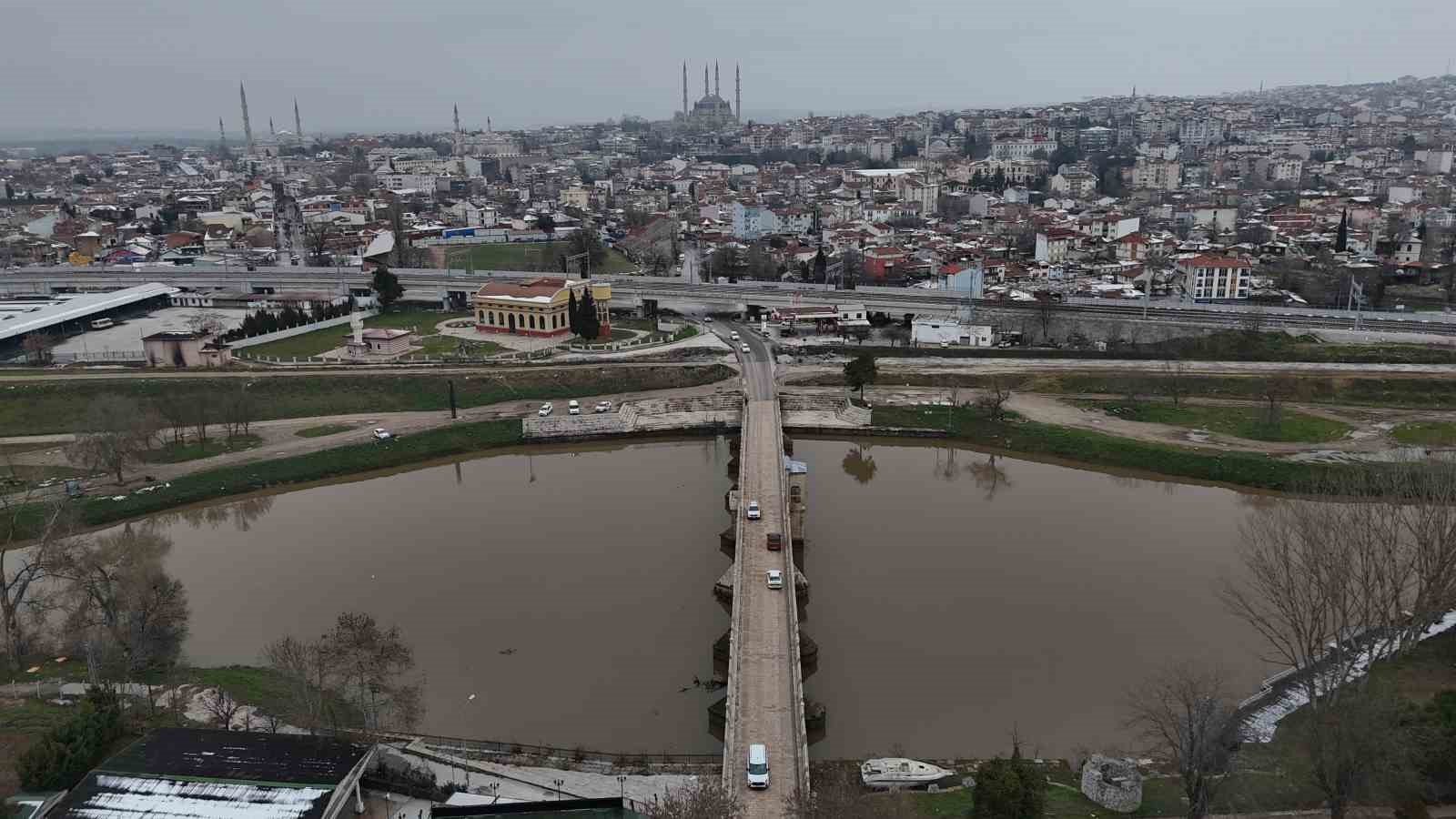 tunca nehri seddelerindeki menfez ve pompa istasyonlari alarm veriyor 9 Iu9XUrz8