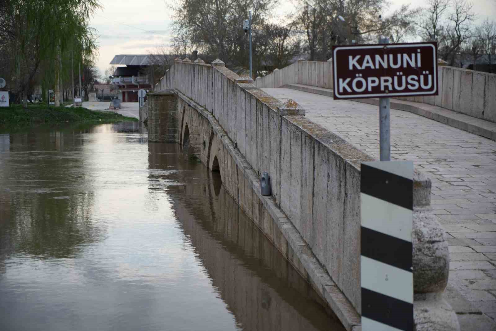 tunca nehri tasti sarayici havadan goruntulendi 2 N5QbzK6X
