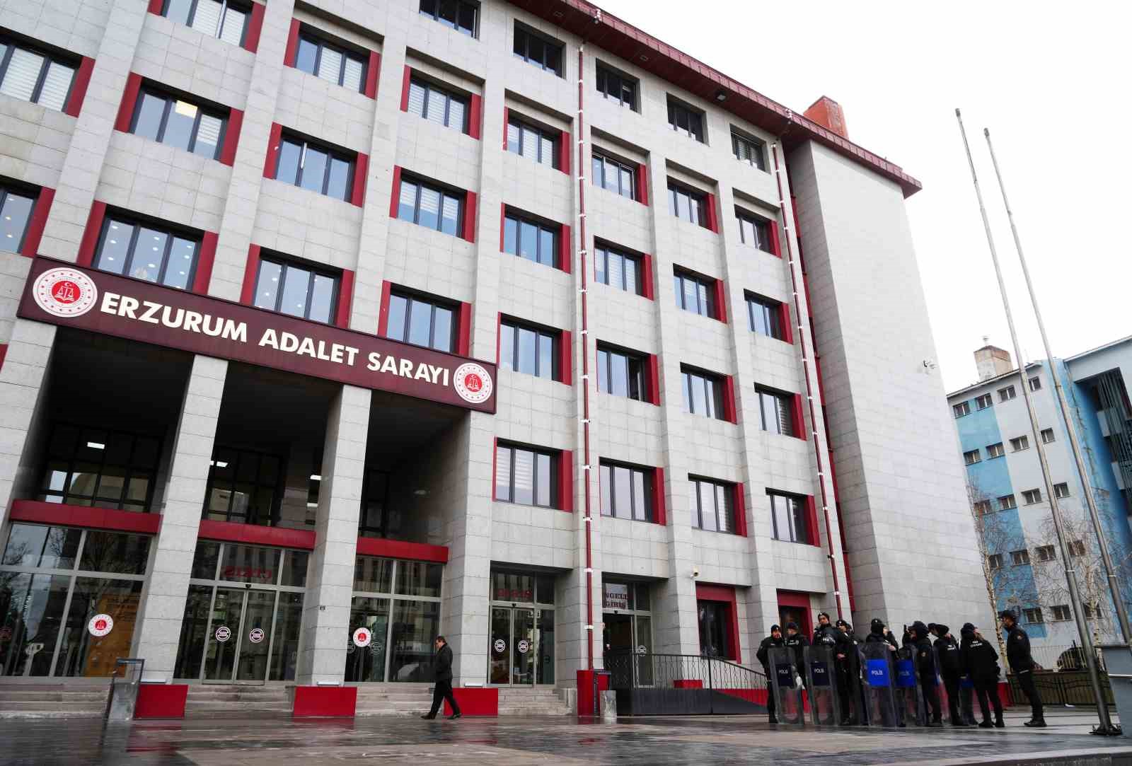 Tuncay Sonel Erzurum Adliyesi’ne sevk edildi 9 tuncay sonel erzurum adliyesine sevk edildi 5 RDJBPLRj