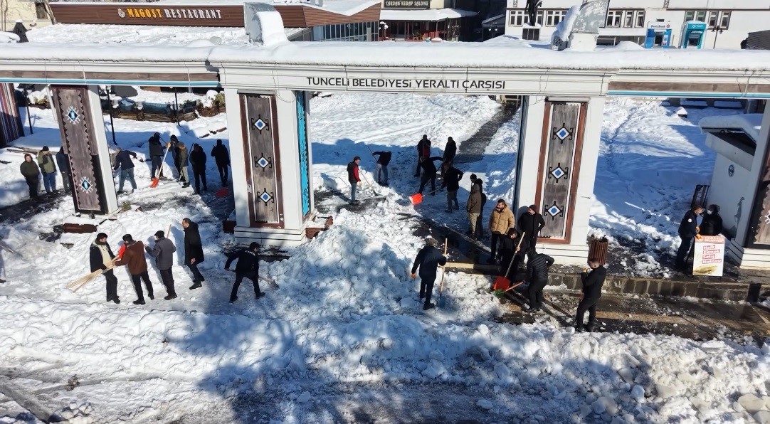 tunceli belediyesi karla mucadele calismalarini surduruyor 0 hJlYNEiF